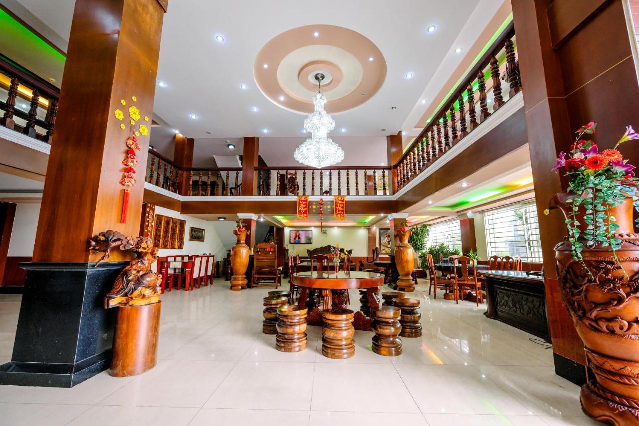 Hoang Duc Hotel Chau Doc Exterior foto